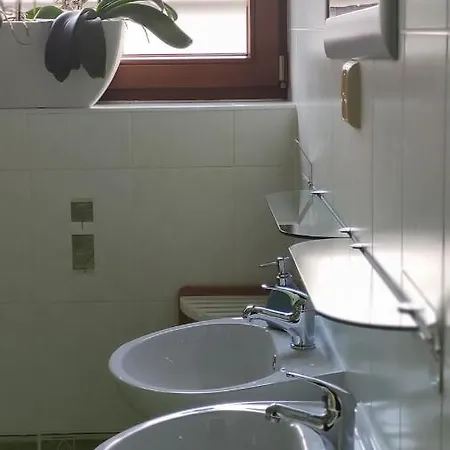 Margus Guest house Oscadnica