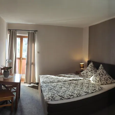 Guest house Margus Oscadnica