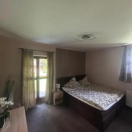 Guest house Margus Oscadnica